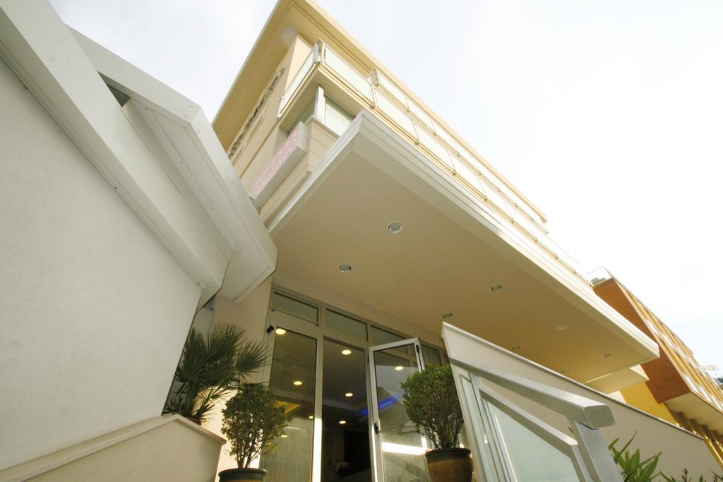 Hotel Sole Mio ريميني المظهر الخارجي الصورة